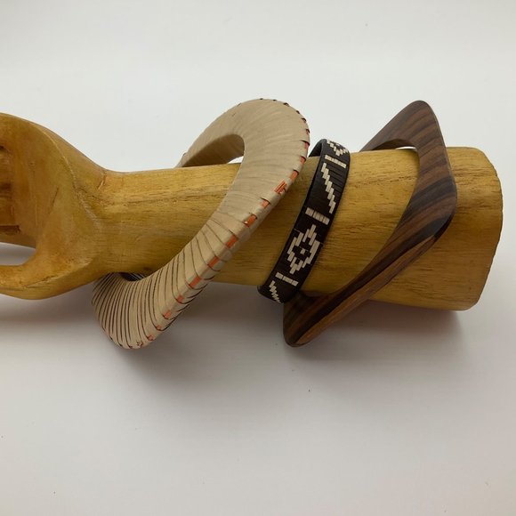 Set Lot 3 Handmade Bangles Bracelets Natural Wood and Woven Palm Tree Tribal - Picture 4 of 10